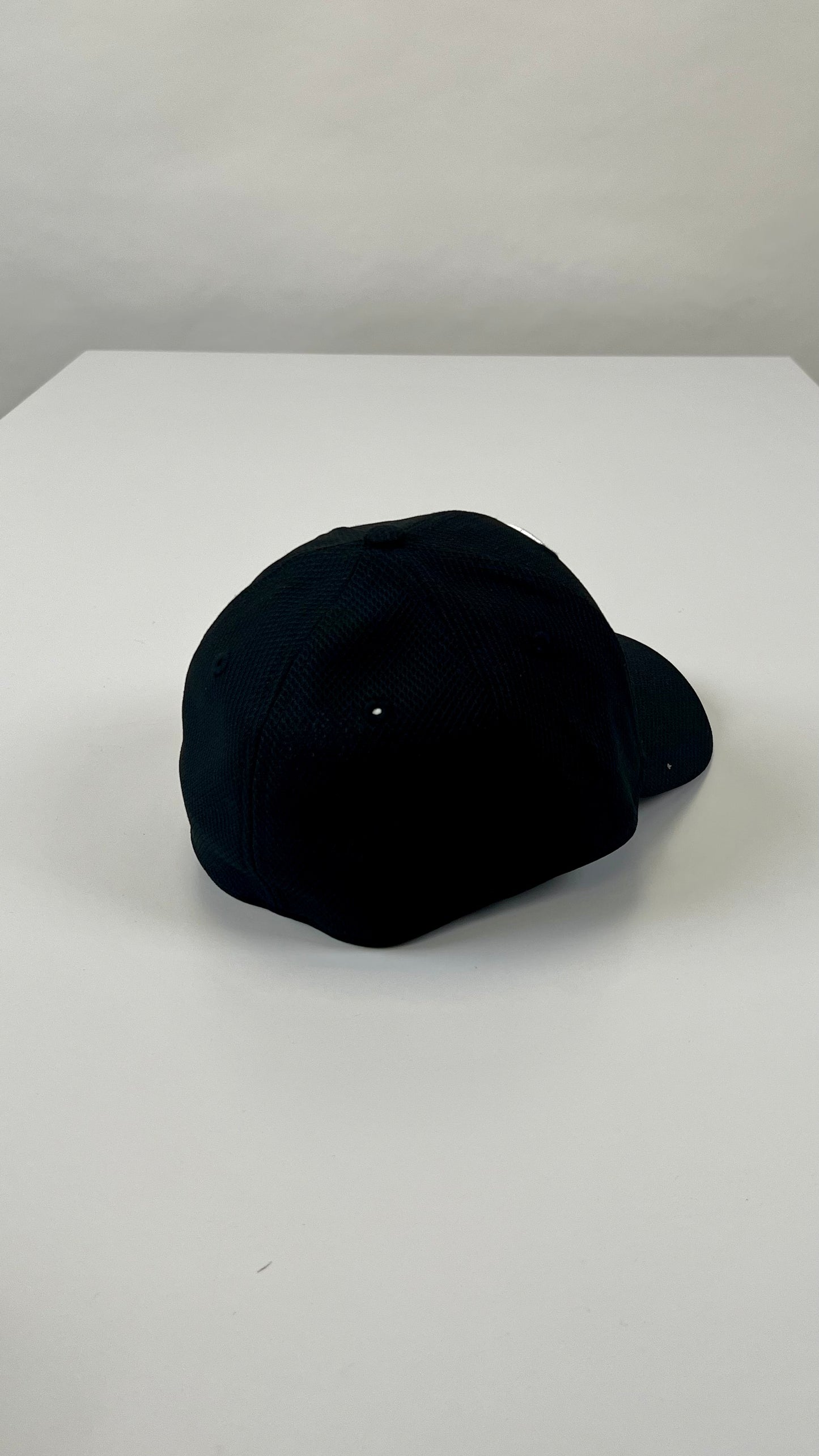 New Era 39thirty black